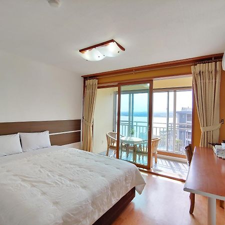 Bomulsum Guest House Seogwipo Eksteriør bilde